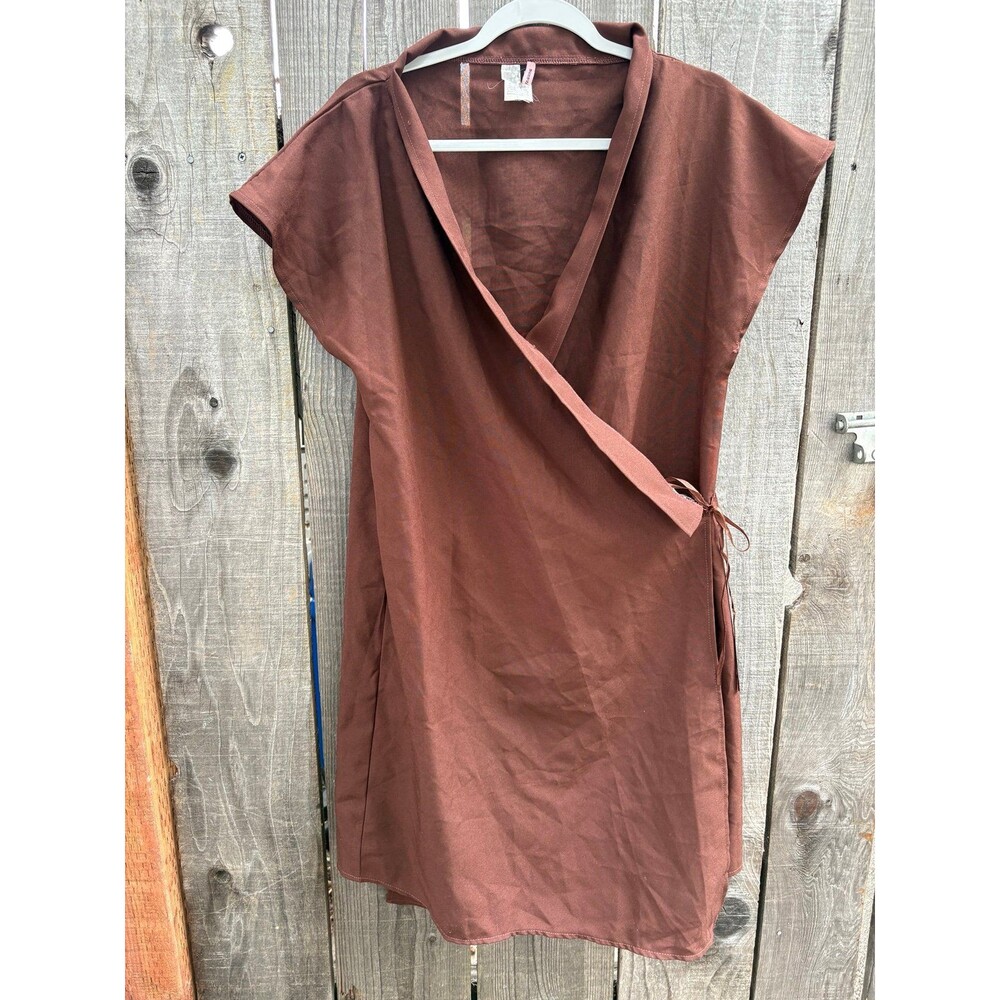 Leg Avenue Women's brown wrap tunic top short sleeves tie waist